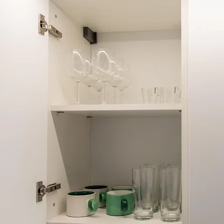 Homevision - Boutique Pop Up - Center Apartment *